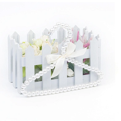 wholesale Pet clothes hangers 20cm Fashionable hot sale hangers for cat and teddy Pearl pet hangers