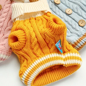 Hot sale new fashion button cat dog sweater Autumn & Winter small pet clothes