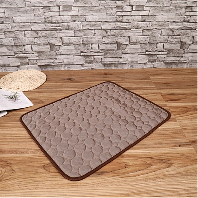 Wholesale Dog Ice Mat Pet Sleep Cooling Pad Washable Ice Silk Waterproof dog cat summer Ice pad