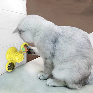 Revolving windmill turntable cat toy scratching and rubbing cat hair brush funny cat toy