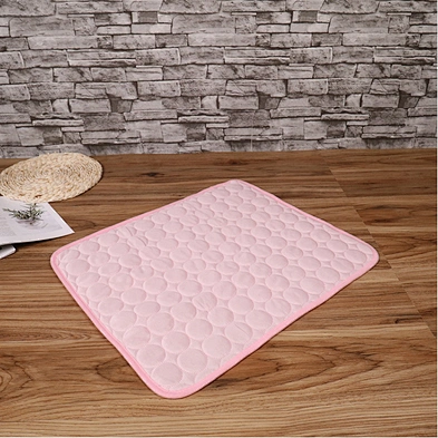 Wholesale Dog Ice Mat Pet Sleep Cooling Pad Washable Ice Silk Waterproof dog cat summer Ice pad