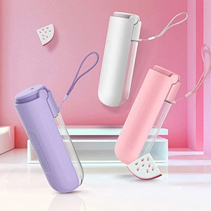 Wholesale Dog Travel Water Bottle Portable Foldable Plastic Pet Cat Dog Water Bottle