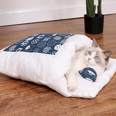 Japanese cat bed cat sleeping bag removable and washable pet bed for winter