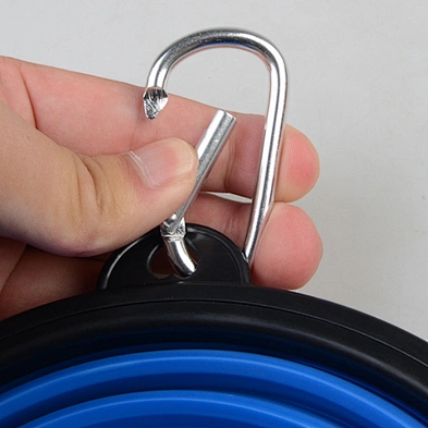 Wholesale Collapsible Dog Bowl Outing Portable Folding Plastic Pet Dog Bowl With Keychain