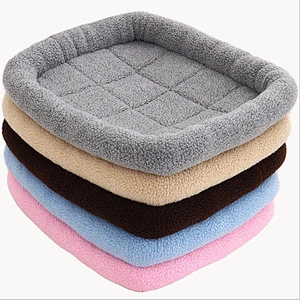 Fleece Dog Mat Wholesale Winter Warm Soft Coral Fleece Cat Pet Dog Bed Memory Foam