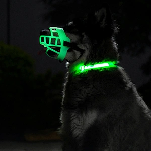 Adjustable Dog Muzzles Anti Biting Barking Breathable Safety Soft Polyester Reflective Dog Muzzles