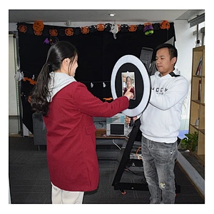 Handheld Photo Booth Stand