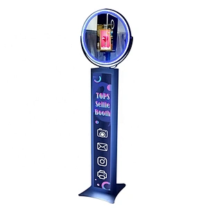 Advertising & Roaming Mirror Booth