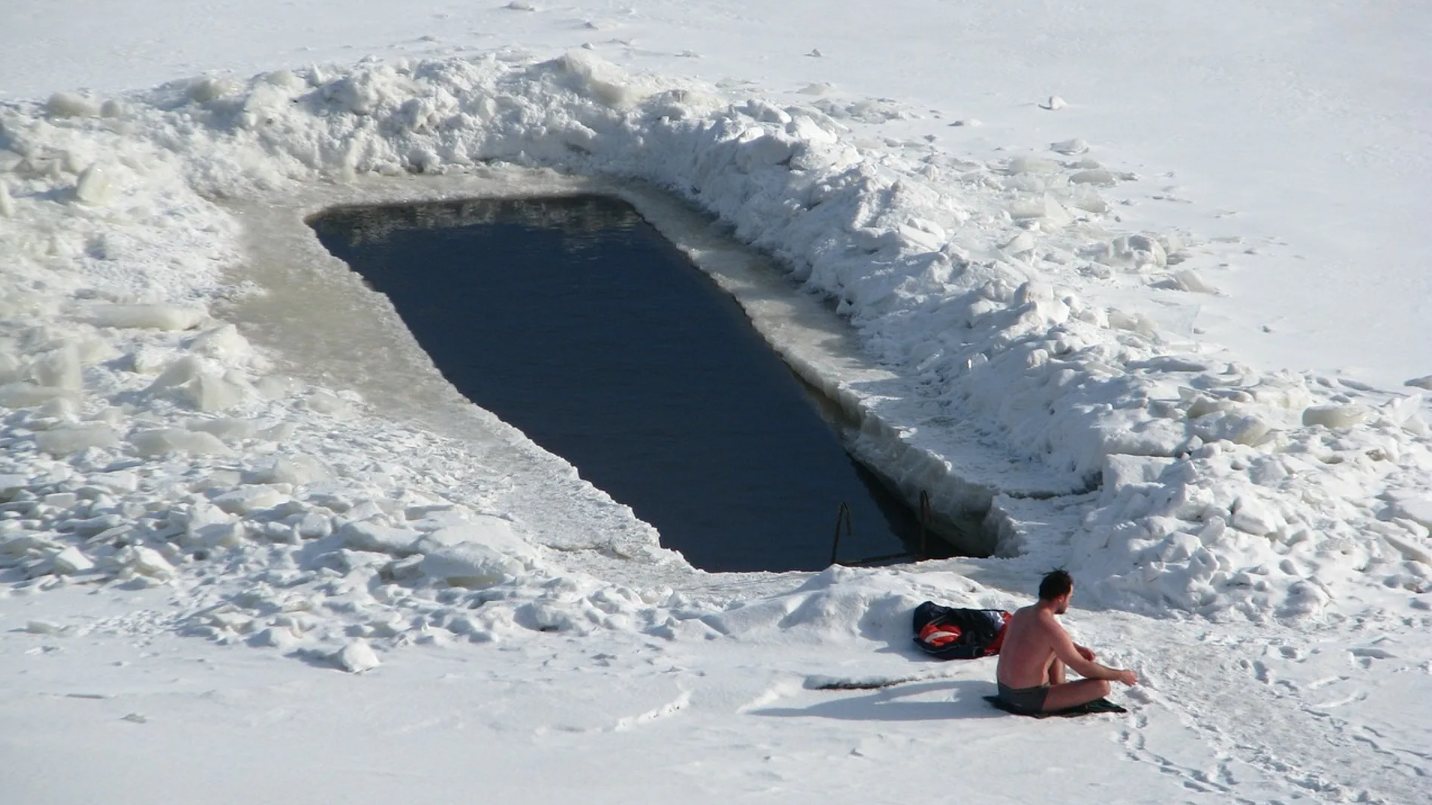 how long to stay in ice bath after workout