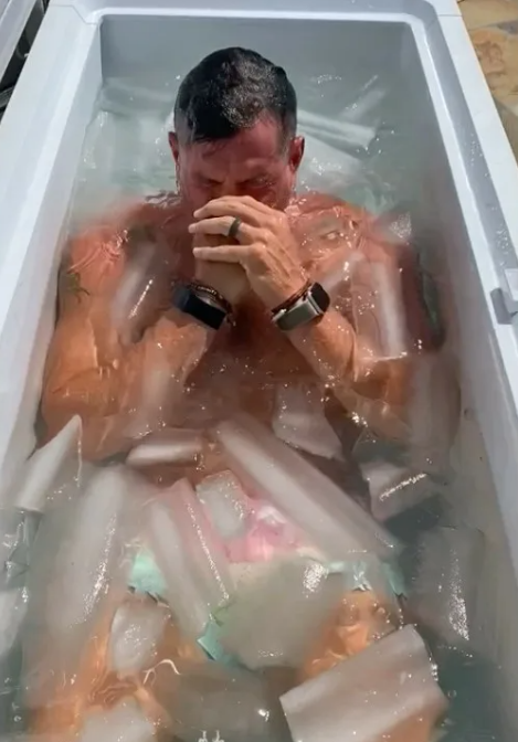 cold plunge vs ice bath