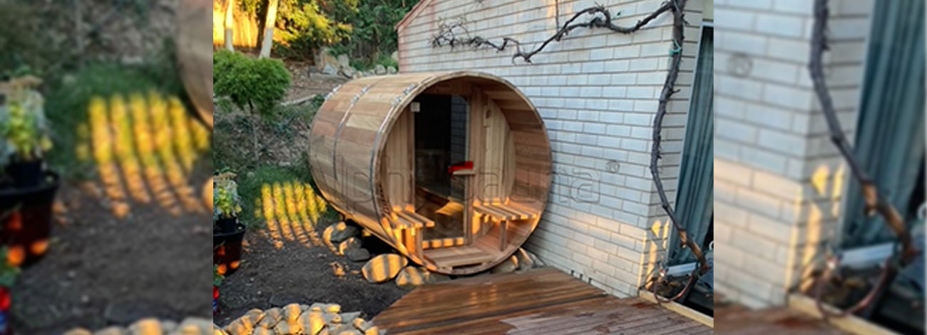 What is the ideal temperature range for a sauna session to ensure a comfortable and effective experience?