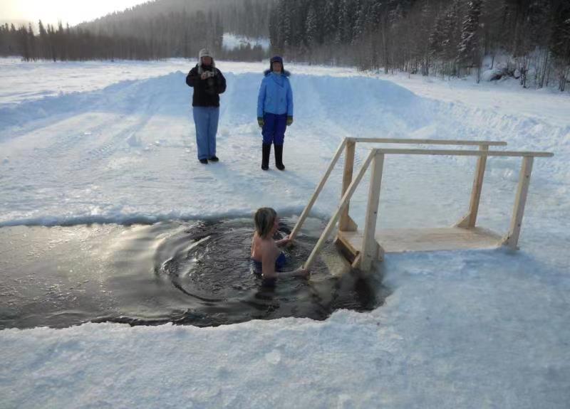 wooden ice bath tubs