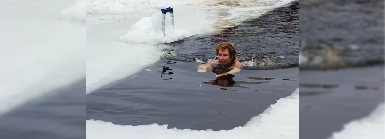 "The Ultimate Refreshment: The Benefits of a Cold Water Bathtub"   :cold plunge cooling system ,renew therapy cold plunge,cold and hot plunge