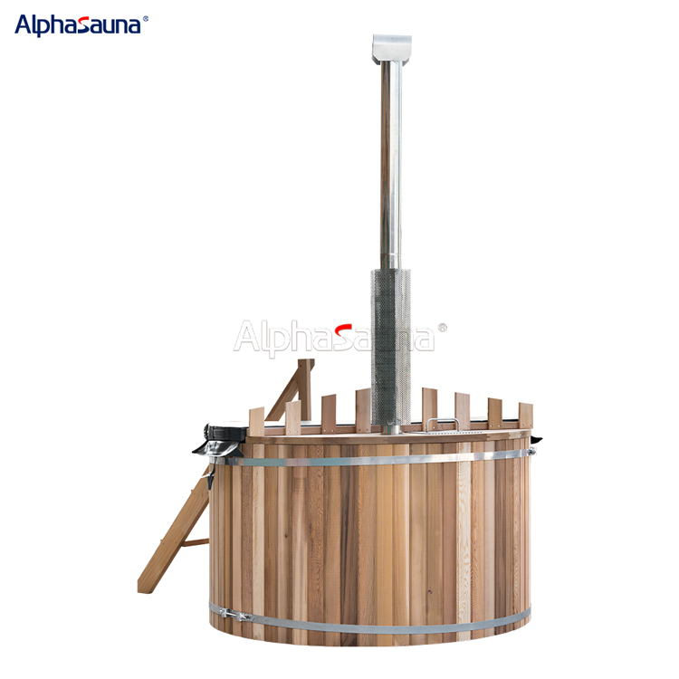 wood cedar hot tub