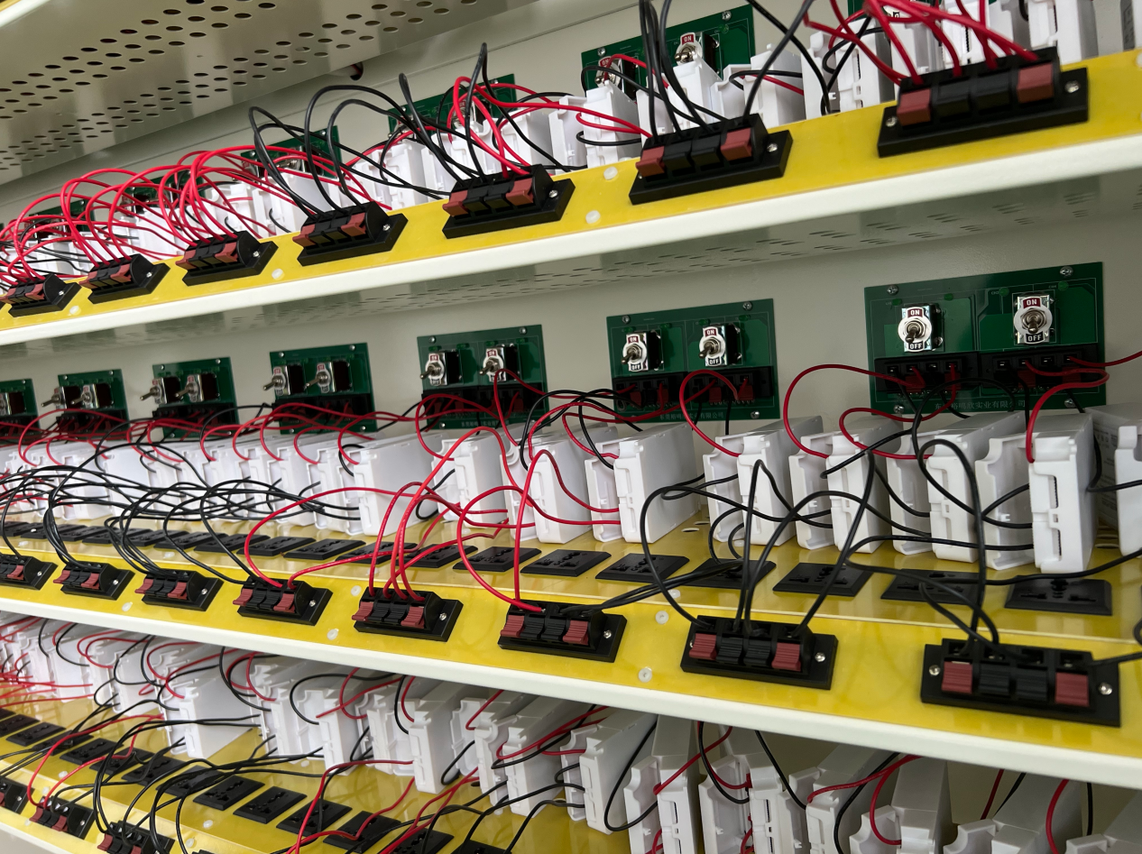 DALI V0 IEC60929 and DALI V1&V2 IEC62386