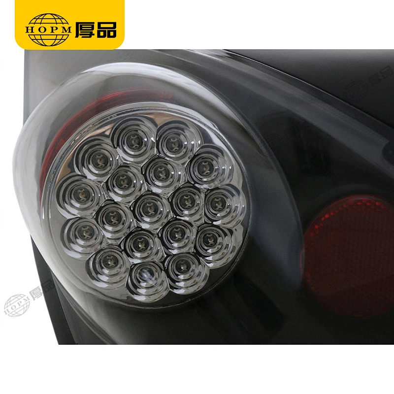 Taillight Assembly Tuning Light Modified LED Tail Light Black Background For 350Z 03-08