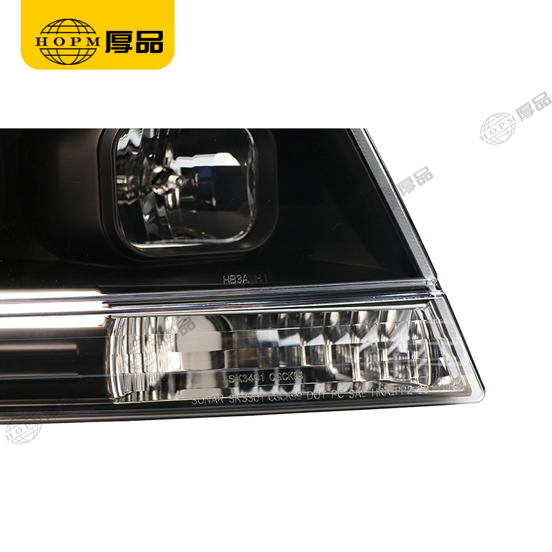 Headlight Assembly Tuning Light Modified Automotive lighting Single Beam V2 Light-stripe Version For Grand Cherokee 99-04