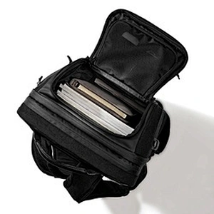 WiWU 30L Larger Capacity Warriors Backpack  Travel Travel Laptop Backpacks with Charging Cable