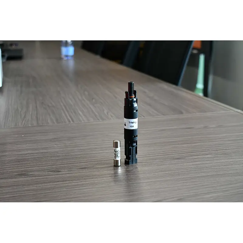 DC 1000V Inline Fuse Socket Fuse Connector