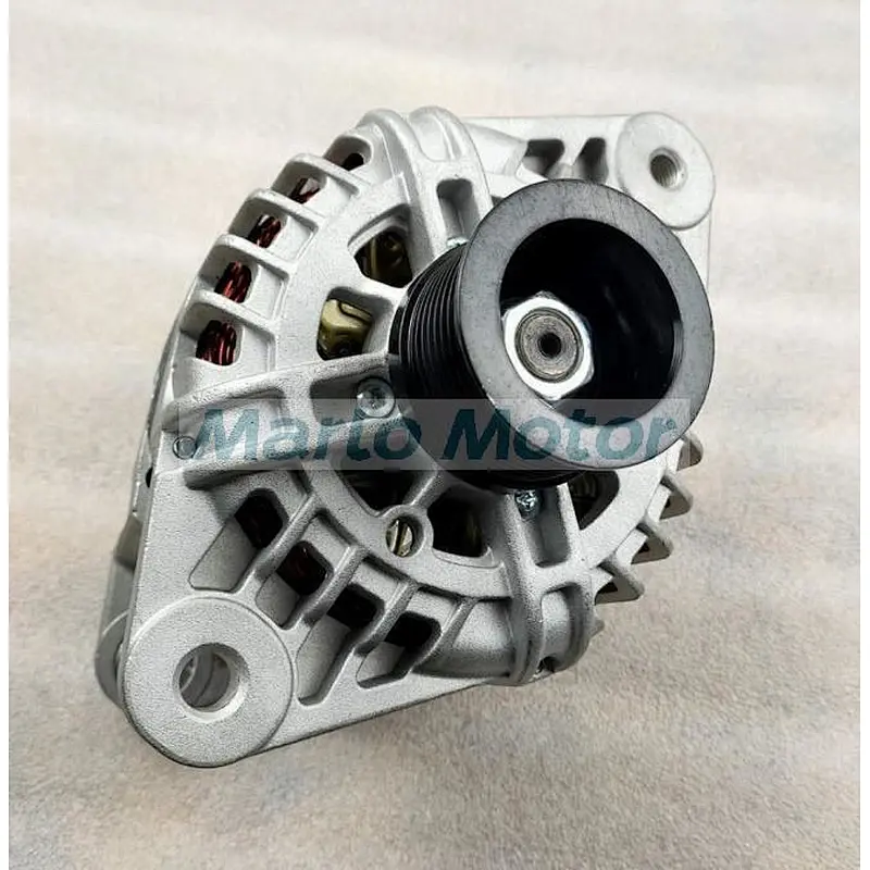 M11 ISM11 QSM11 diesel engine parts for Hyundai excavator R520LC-9S alternator generator 21Q6-42501 90A 24V