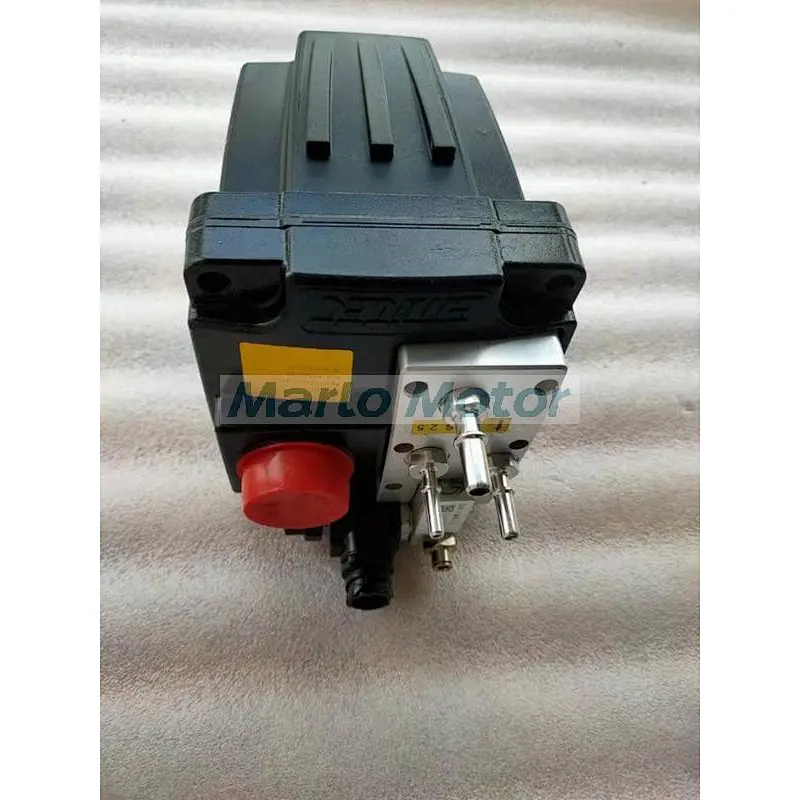 M11 QSM ISM QSM11 ISM11 diesel engine parts urea dosing pump 4937955 4931694 5273338 1205710-KW100