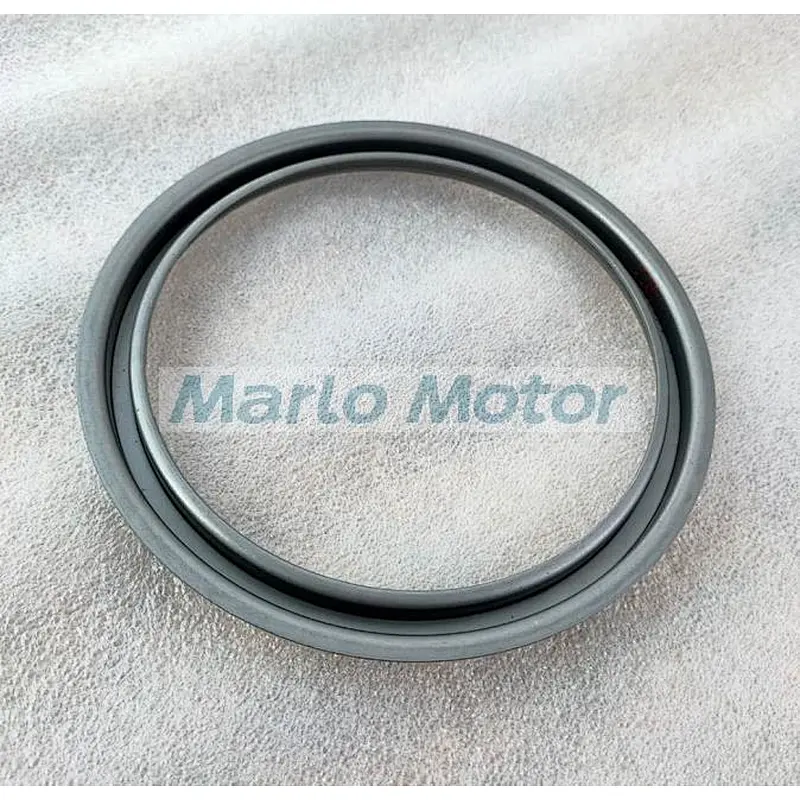 6CT 6CTAA8.3 QSC8.3 QSC 8.3 ISC8.3 QSB6.7 engine crankshaft rear oil seal 4955372 3909411