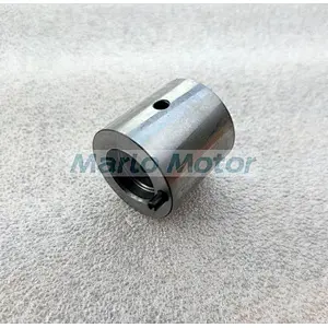 ISF2.8 Original diesel engine Idler pulley shaft 5262661 5404057