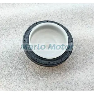 ISF2.8 Original diesel engine crankshaft front oil seal 5265266 5265267