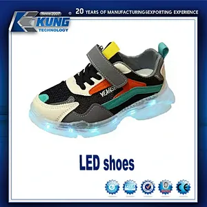 Zapato LED, zapato ligero, zapato de moda, zapato moderno,