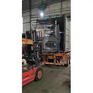 Segunda máquina de moldeo de EVA
