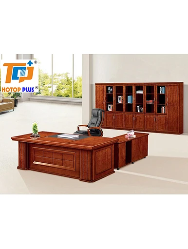managing director desk
