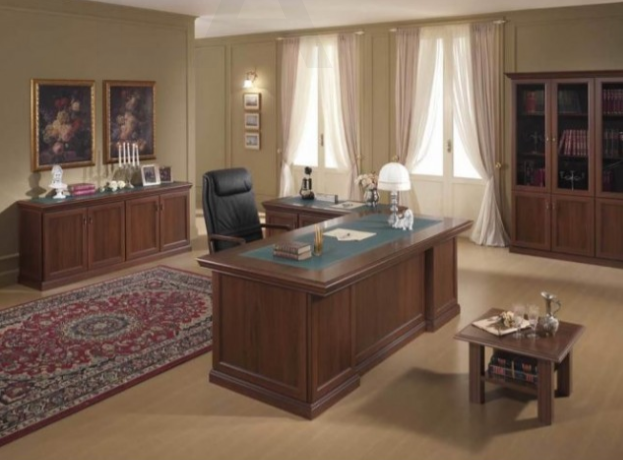 Classic style Painting desk