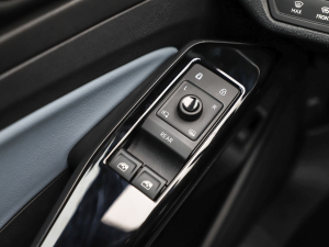 2021 Prime All-Wheel Drive Edition 2021 Prime Power All-Wheel Drive Center Control Area