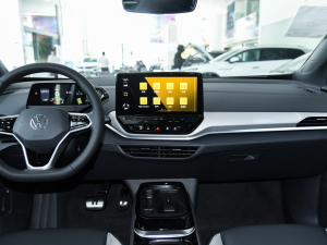 2022 Long Range Lite PRO Center Console