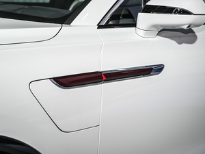 2021 510km flag-collar version four-seat detail appearance