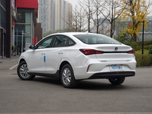 2020 E-liFe left rear 45 degrees