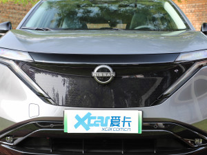 2022款高性能四驱顶配版 中网 2022款高性能四驱顶配版 中网