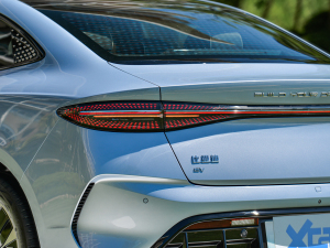 2022 model 550km standard battery life rear drive version distinguished taillights