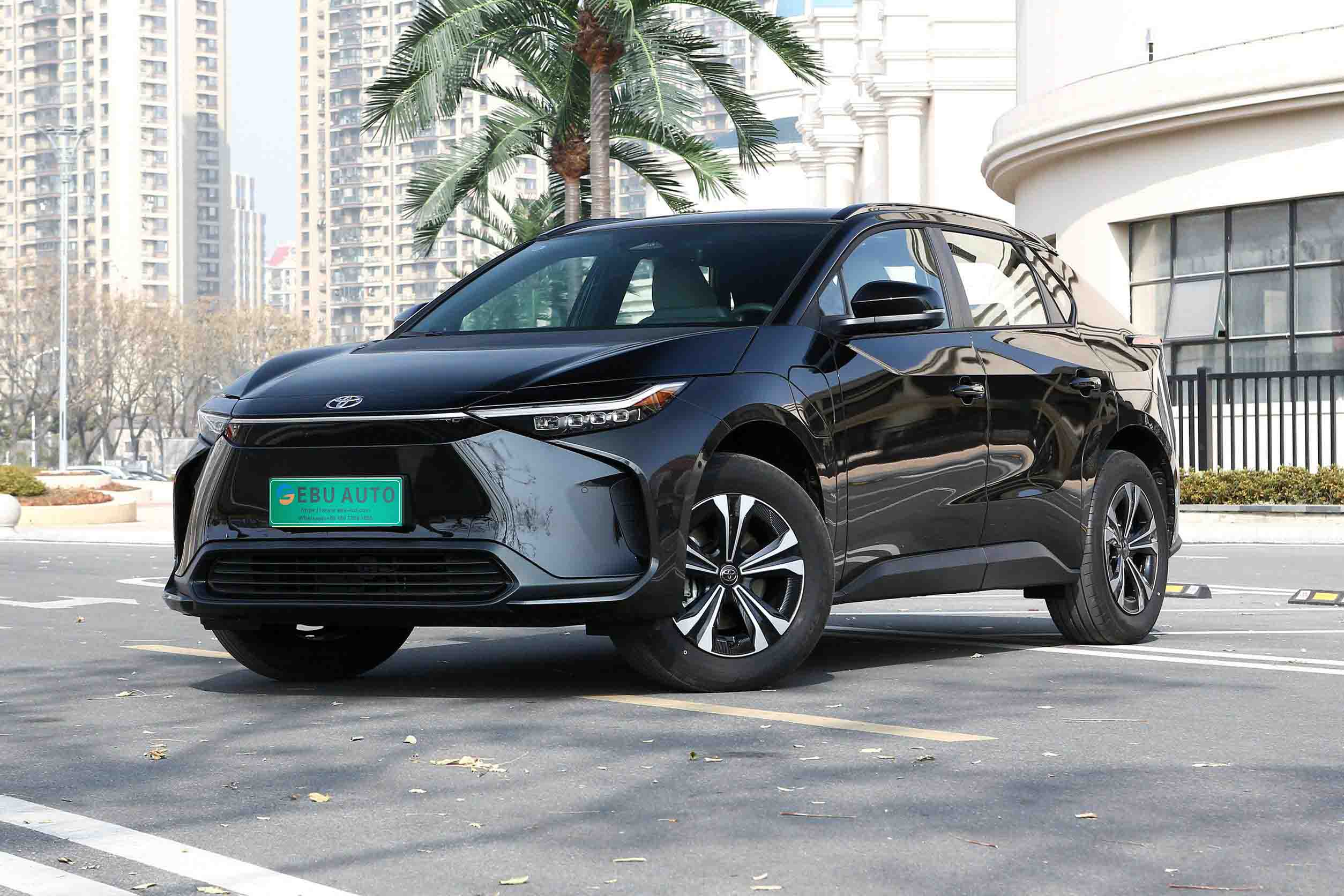 GAC Toyota bZ4X Pictures-GAC Toyota bZ4X Picture Collection-EBU AUTO. When looking for a car or buying a car, choose EBU cars, the price is low, and the funds are worry-free