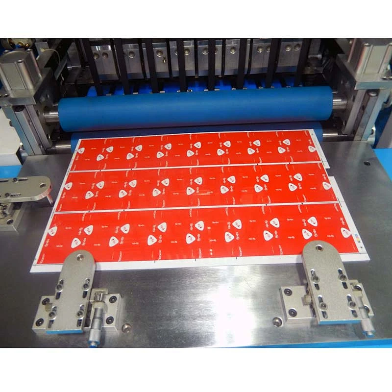 Máquina automática de colocación de bandas magnéticas  YMSL-1000