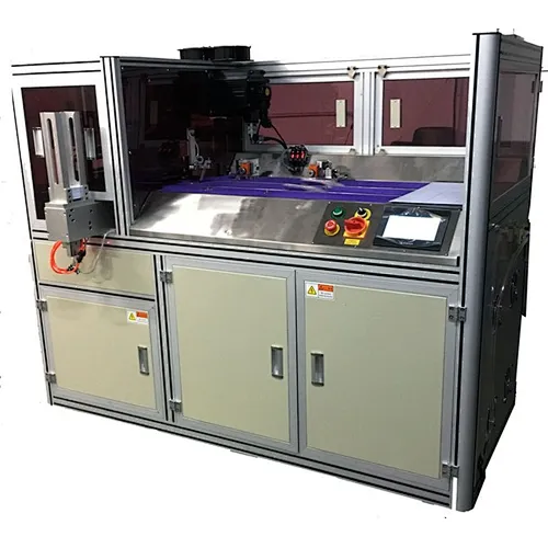 Speedy Plastic Card Puncher YLP-3