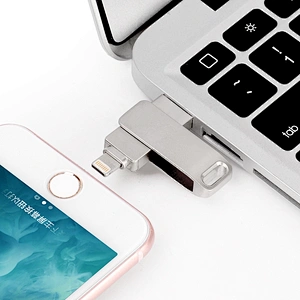 Metal Silvery Swivel Lightning to USB 3.0 Pen Drive