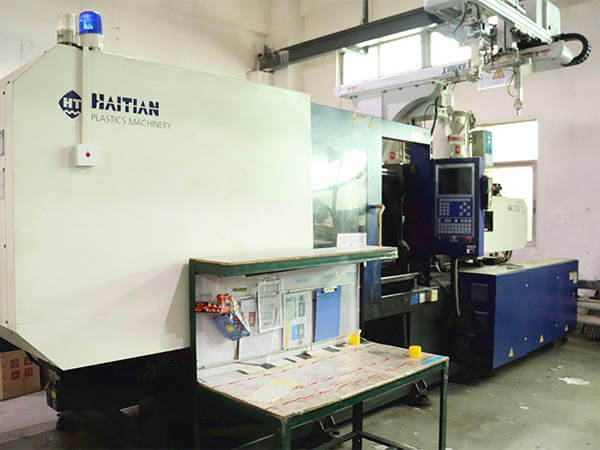 injection molding machine-3