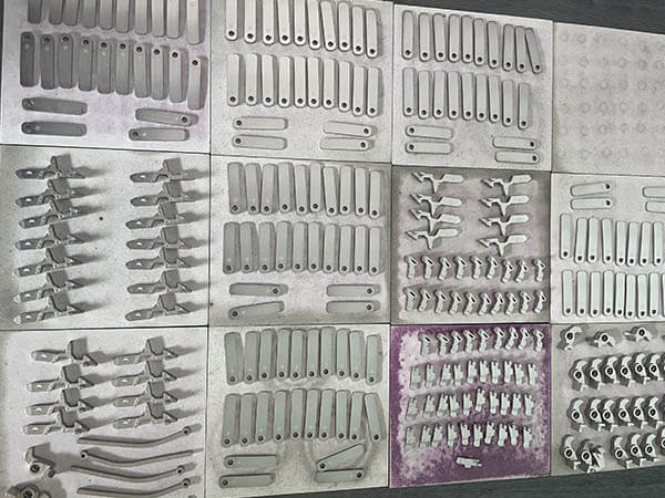 Injection molding metal part-2