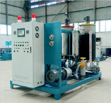 DCPD-RIM Injection Machine
