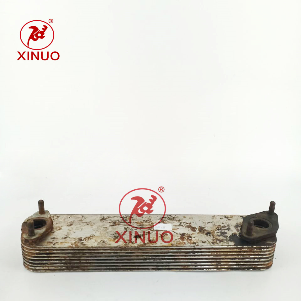 Engineering mechanical oil cooler