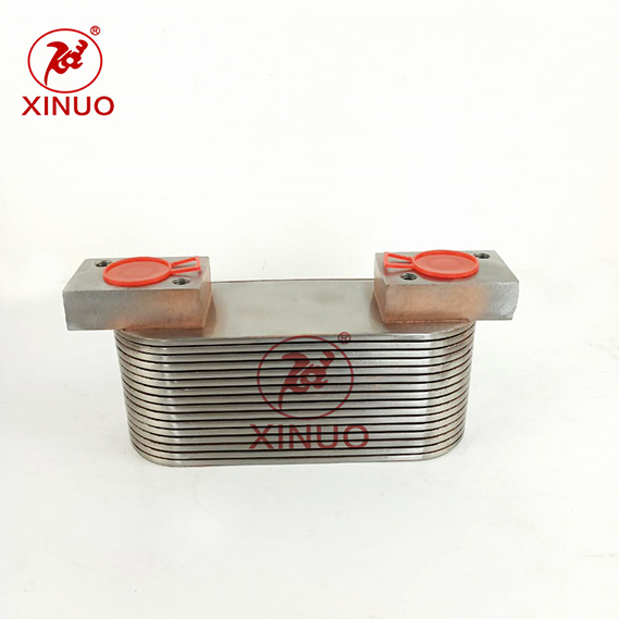 CUMMINS Oil cooler