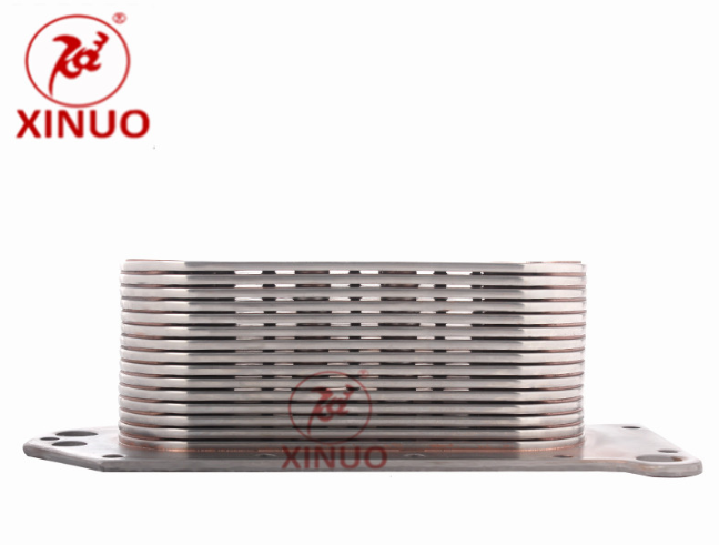 CUMMINS Oil cooler