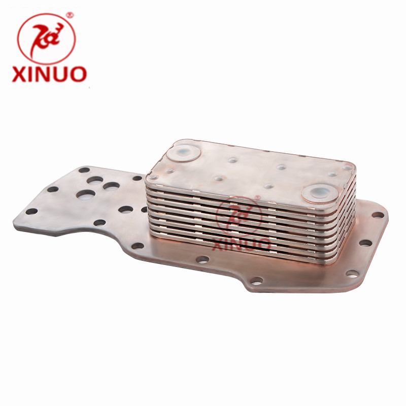 CUMMINS Oil cooler