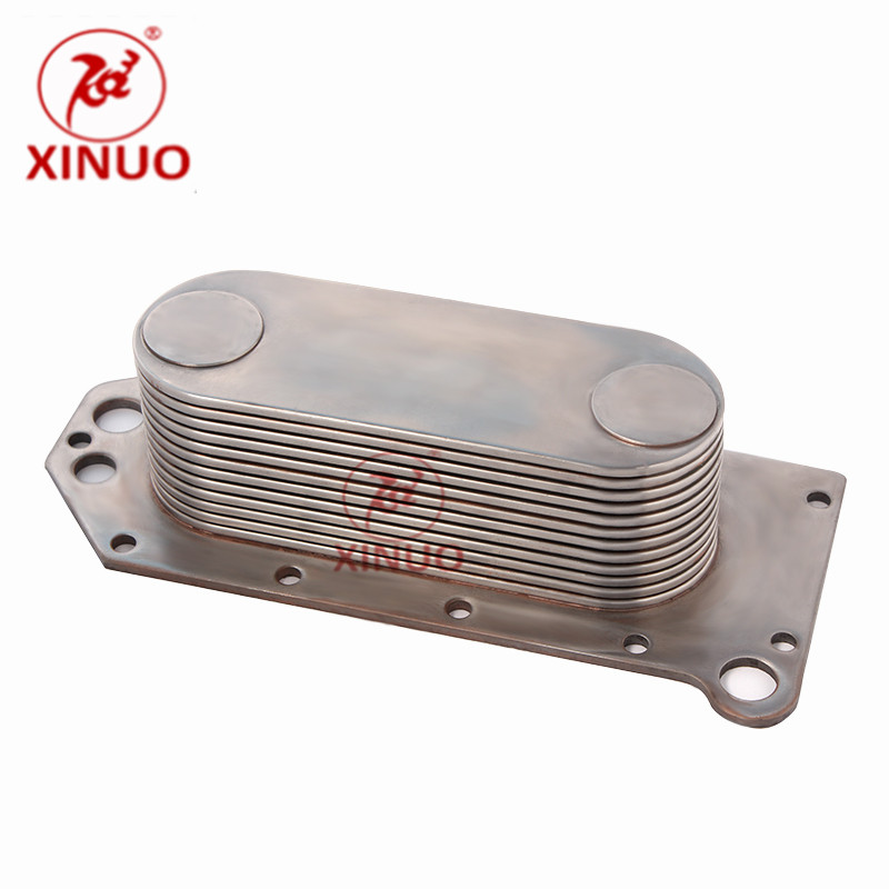 CUMMINS Oil cooler